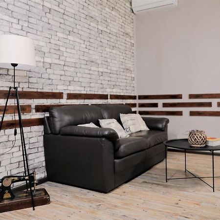 טביליסי Avlabari Apartment - New One מראה חיצוני תמונה