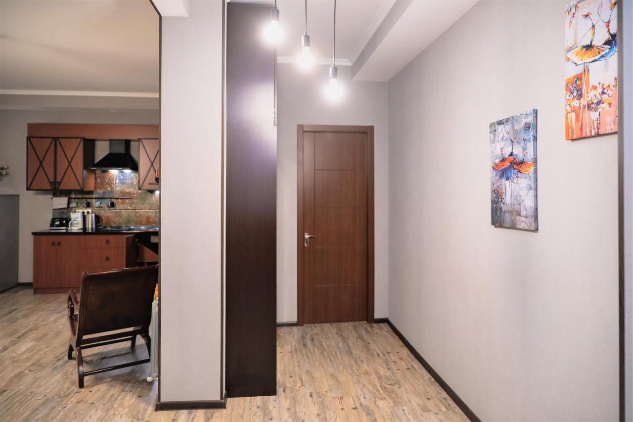 טביליסי Avlabari Apartment - New One מראה חיצוני תמונה